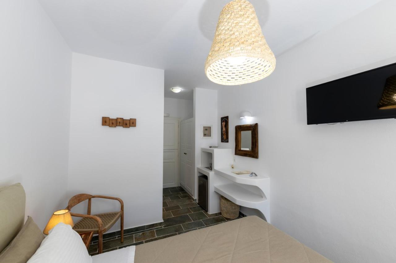 Hotel Nymfes 3*