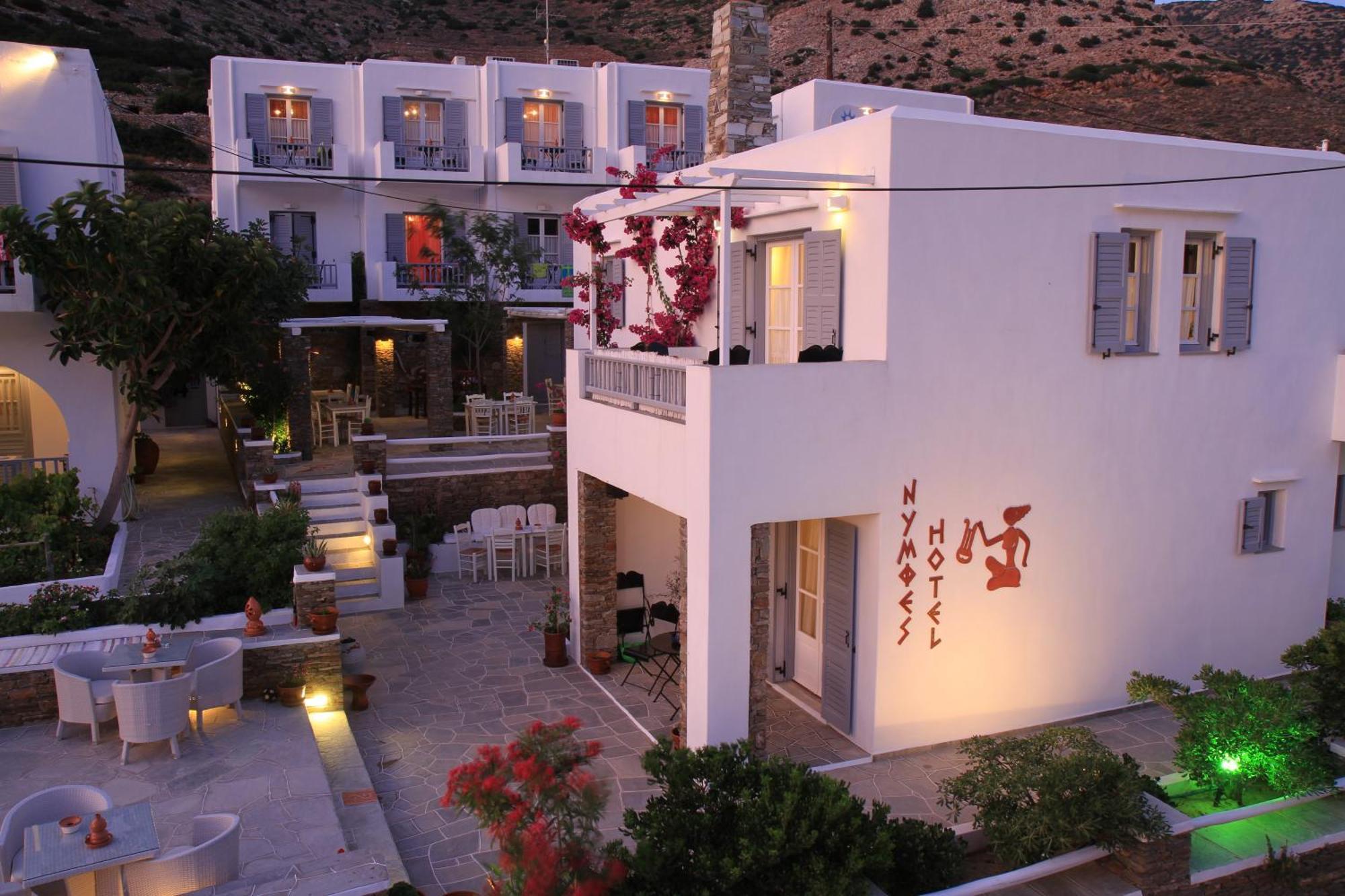 Hotel Nymfes 3*
